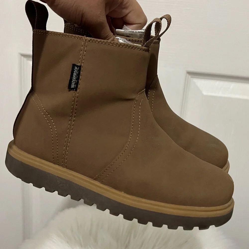 💗 H&M -‎ Girls Tan Ankle Winter Boots